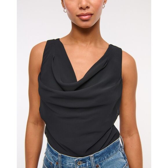 Abercrombie & Fitch Drapey Plunge Top Size XL - Picture 1 of 11